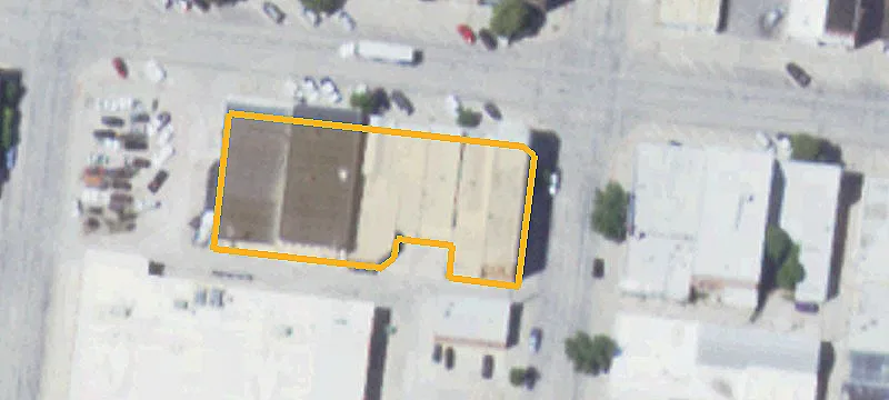 211 2nd St