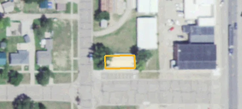 652 Main St