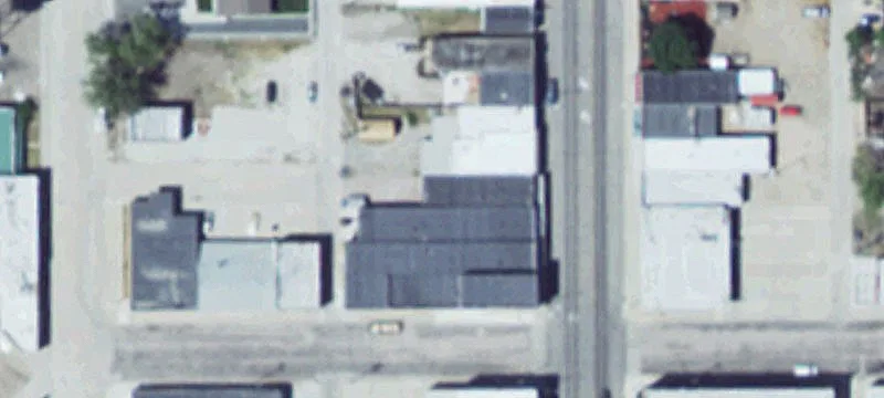 921 Main St
