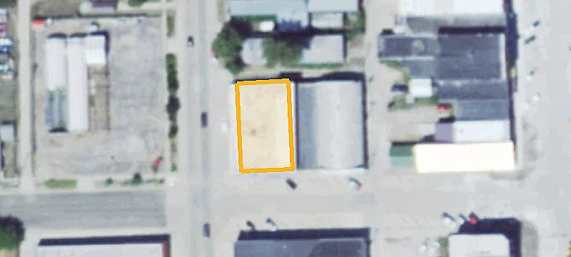 140 2nd St