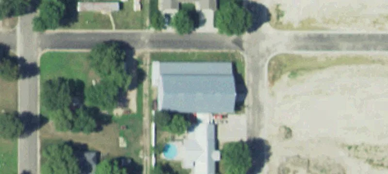 709 Hall St
