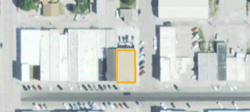 302 Main St