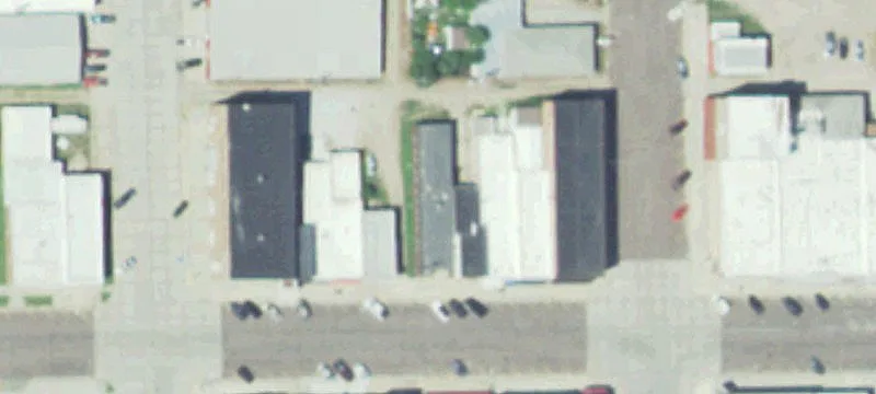 418 Main St