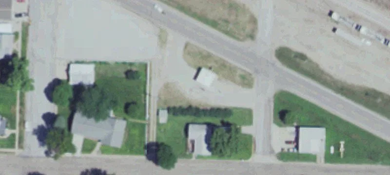 Montrose Ave