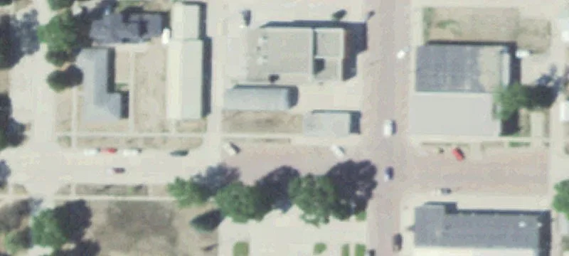 320 Main St