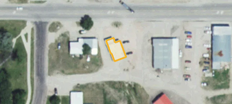 215 2nd St