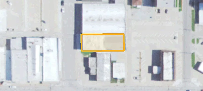 110 7th St