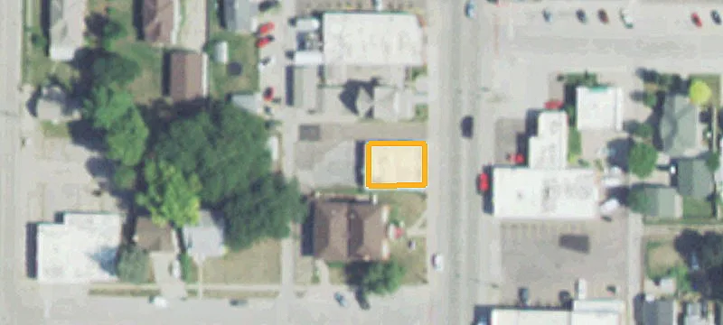 2215 Dakota Ave