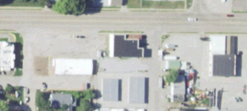 2001 2nd St