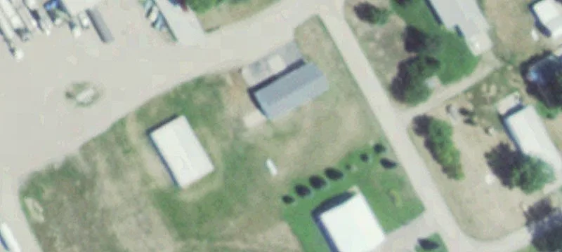 208 2nd St