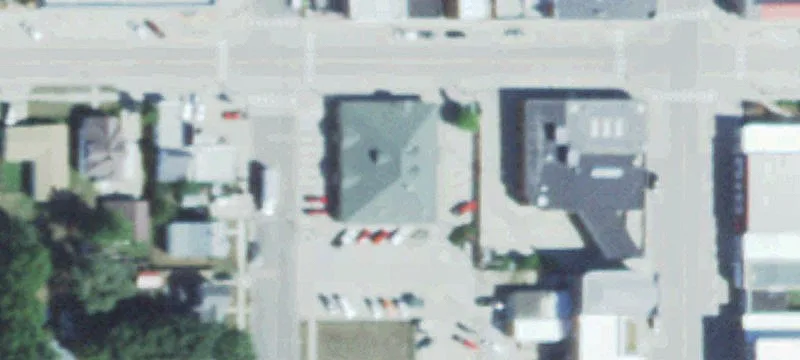 111 3rd St
