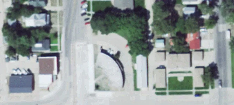402 Main St