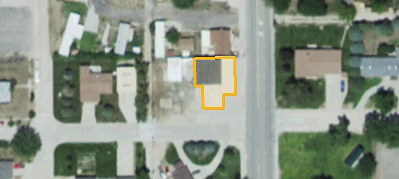 1207 Main St