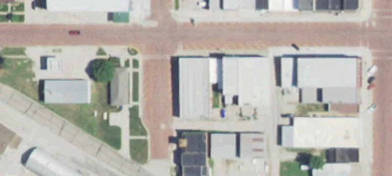 304 2nd St