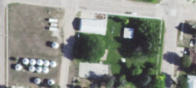 300 Crownover St