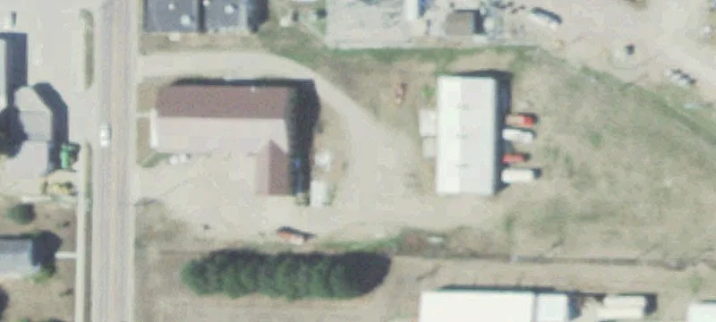 307 Oak St