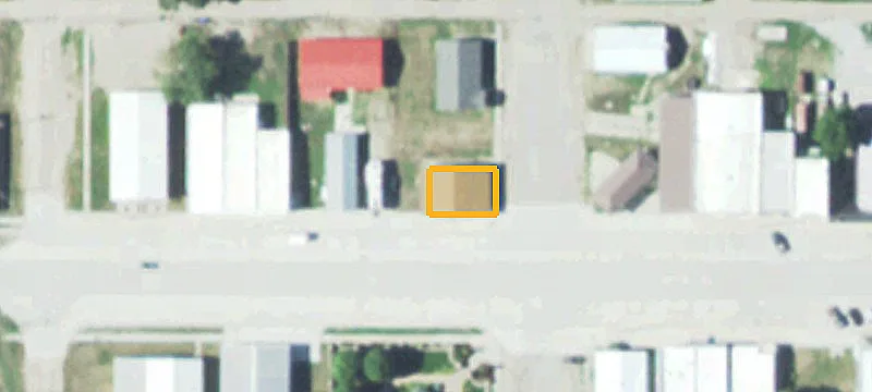 812 Commercial St