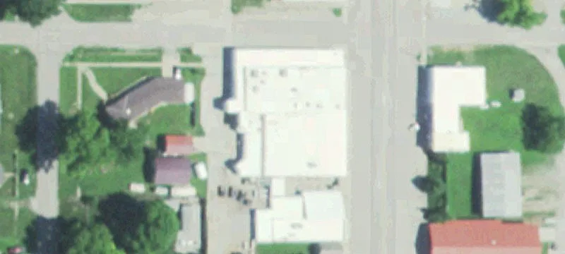 409 Commercial St