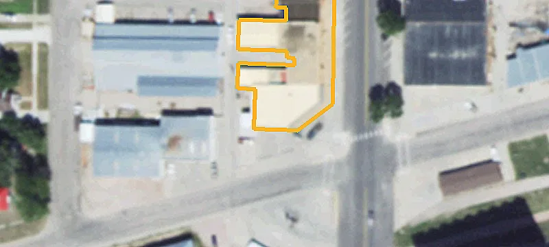 100 Main St