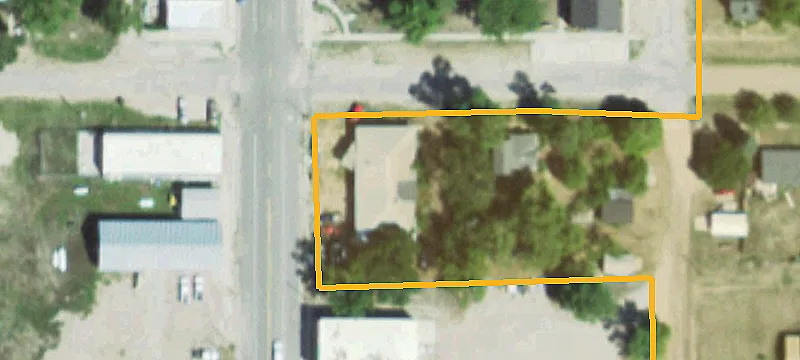 102 5th St
