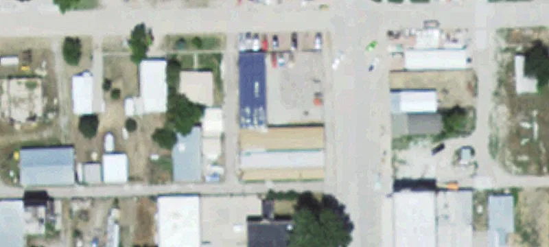 219 2nd St