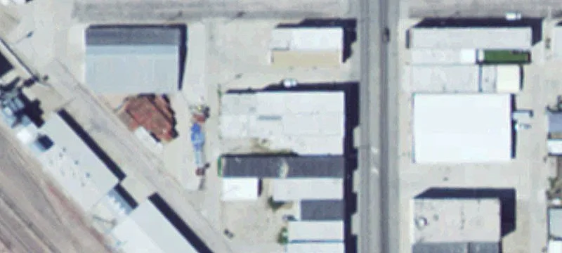 1009 Main St