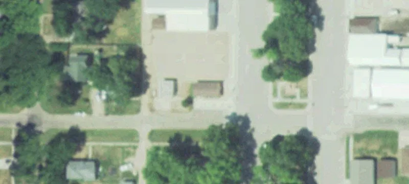 502 Esplanade St