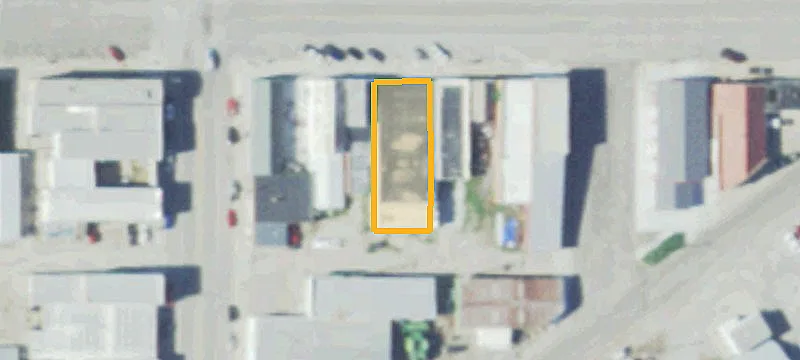 911 Ivy St