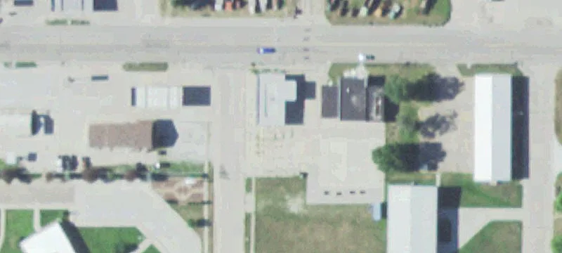 910 Es St
