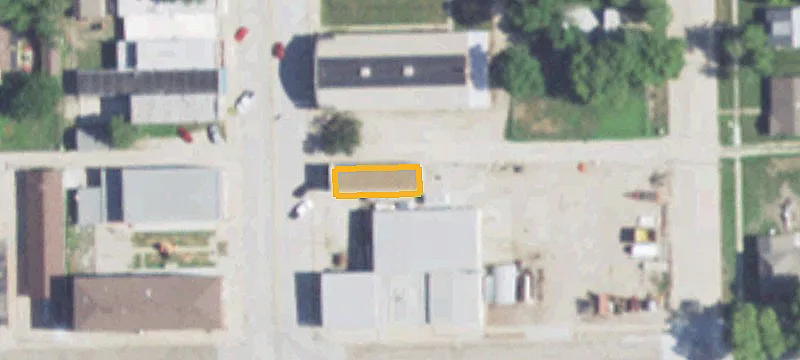 727 Main St
