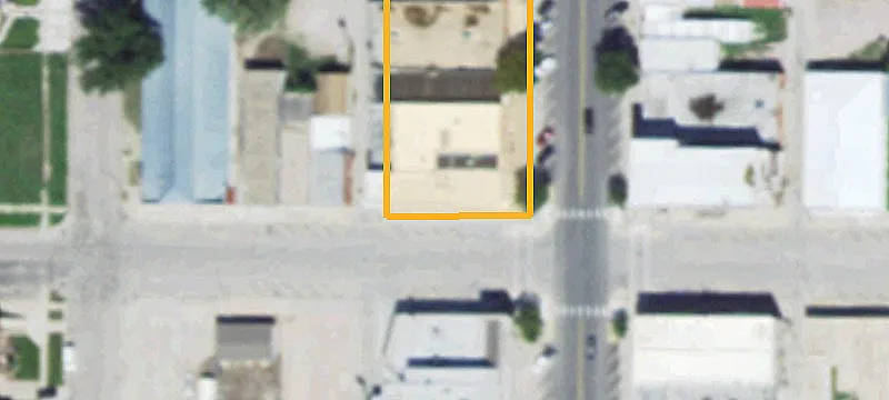 200 Main St