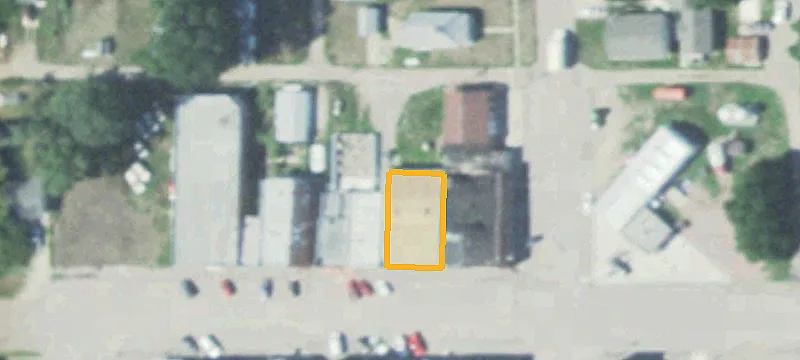 405 Main St