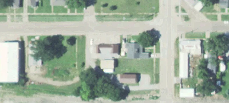 405 2nd St