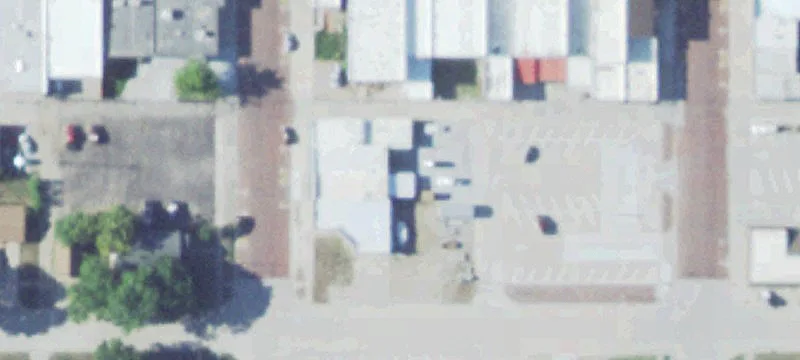706 7th St