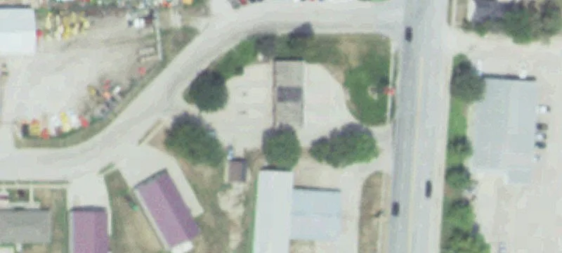 751 Broad St