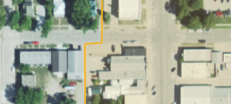 131 4th St