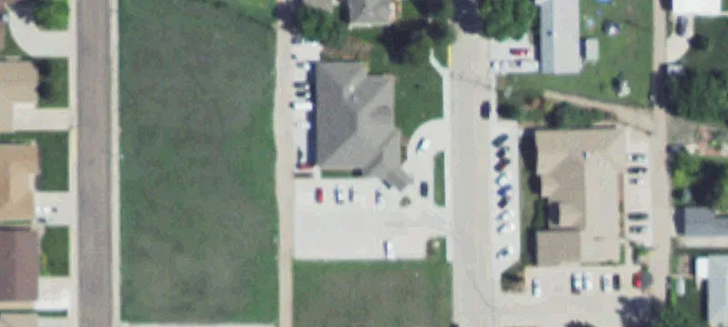 806 Maple St