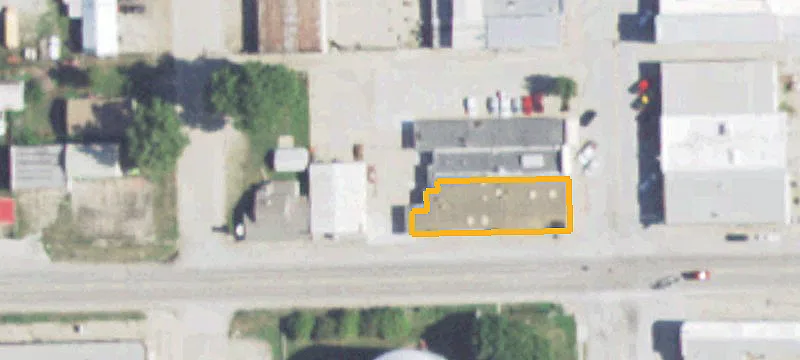 606 Main St