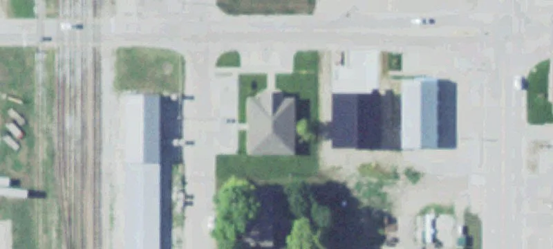 219 Howard Ave