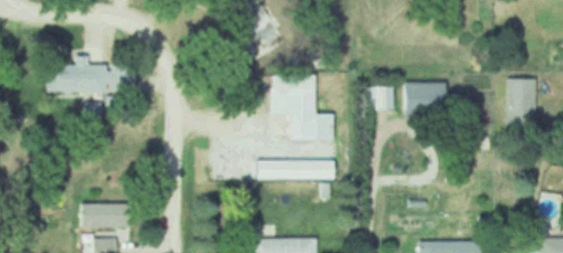 3713 Lakeview Ln