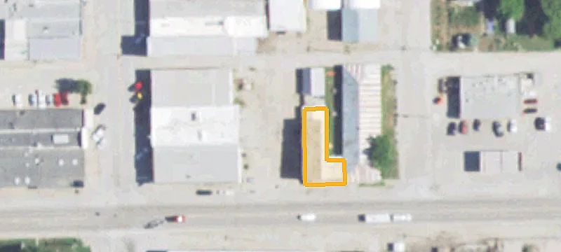 126 6th St