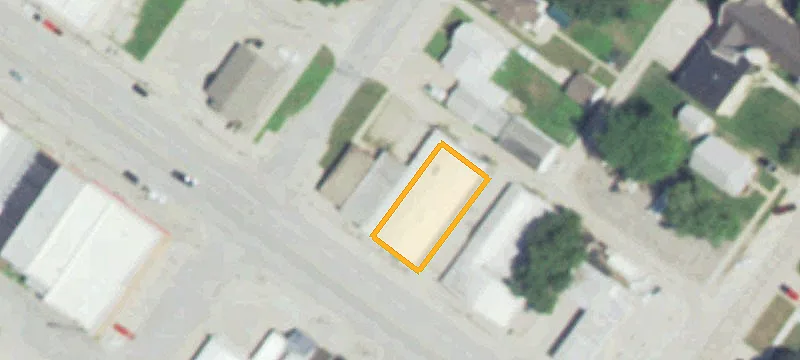 822 Ave E Ave