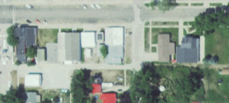 213 2nd St