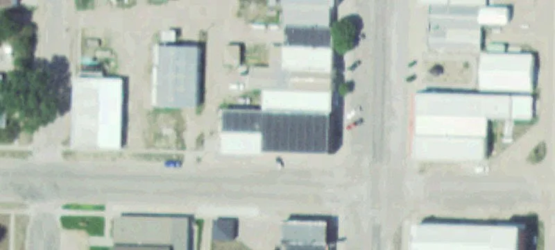 320 Main St
