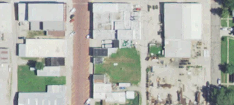 140 Oak St