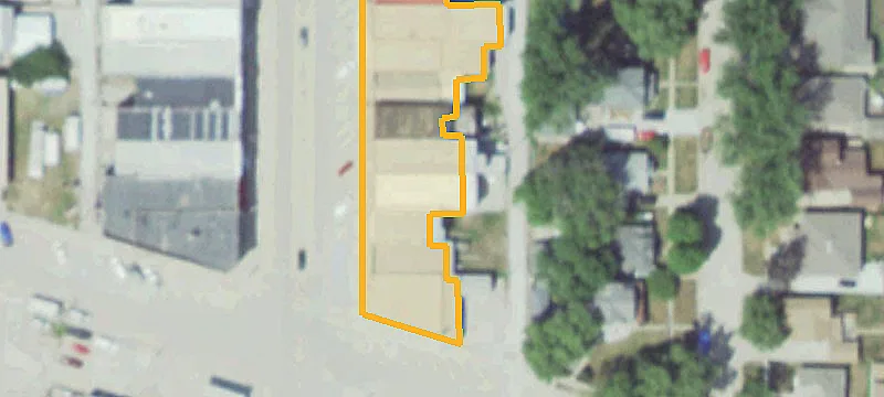 106 Main St