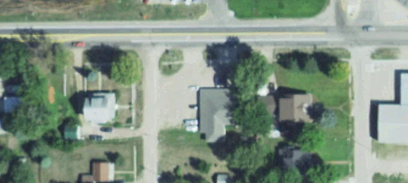 405 Douglas St