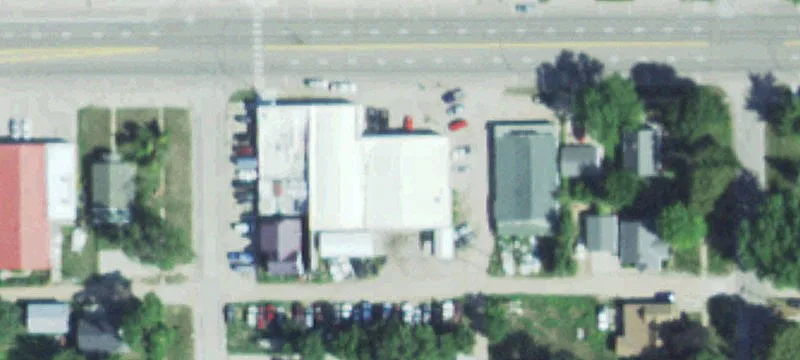 125 Douglas St