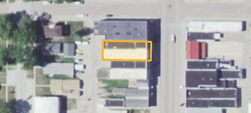 318 Grand Ave