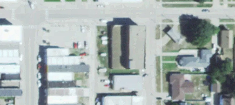 111 2nd St